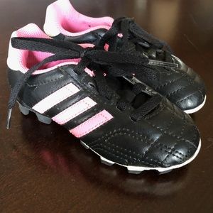 2 pair. Little girls size 8 1/2 soccer cleats 🤗